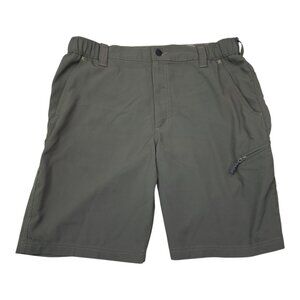 Wrangler Mens Cargo Shorts Size 34 Pockets & Zipper Detail Polyester Olive Green